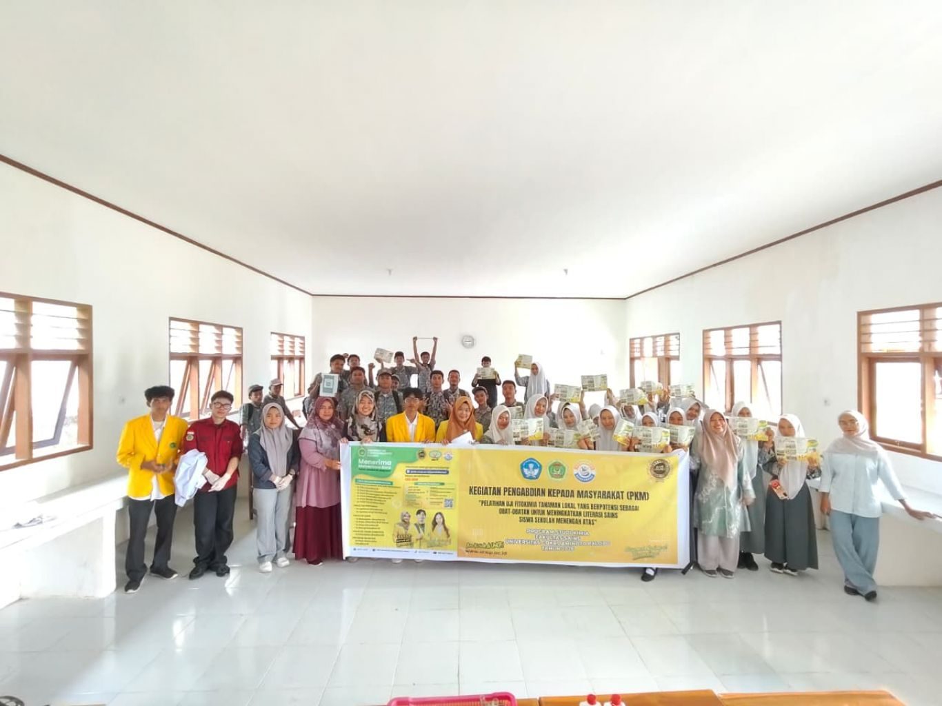 Prodi Kimia FSAINS UNCP Gelar PKM Fitokimia di SMAN 14 dan SMAN 17 Luwu